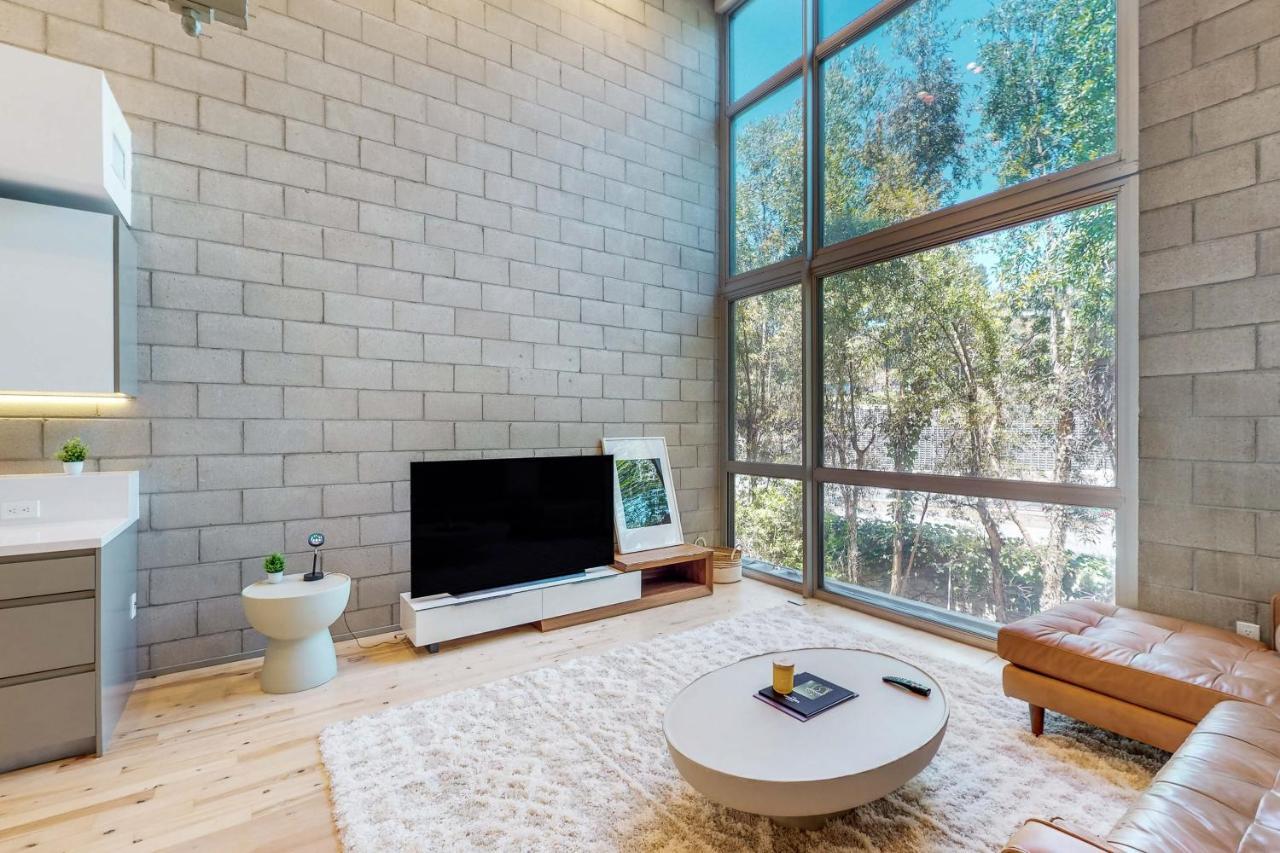 Modern Loft-style Townhouse In Angeles * Los Angeles
